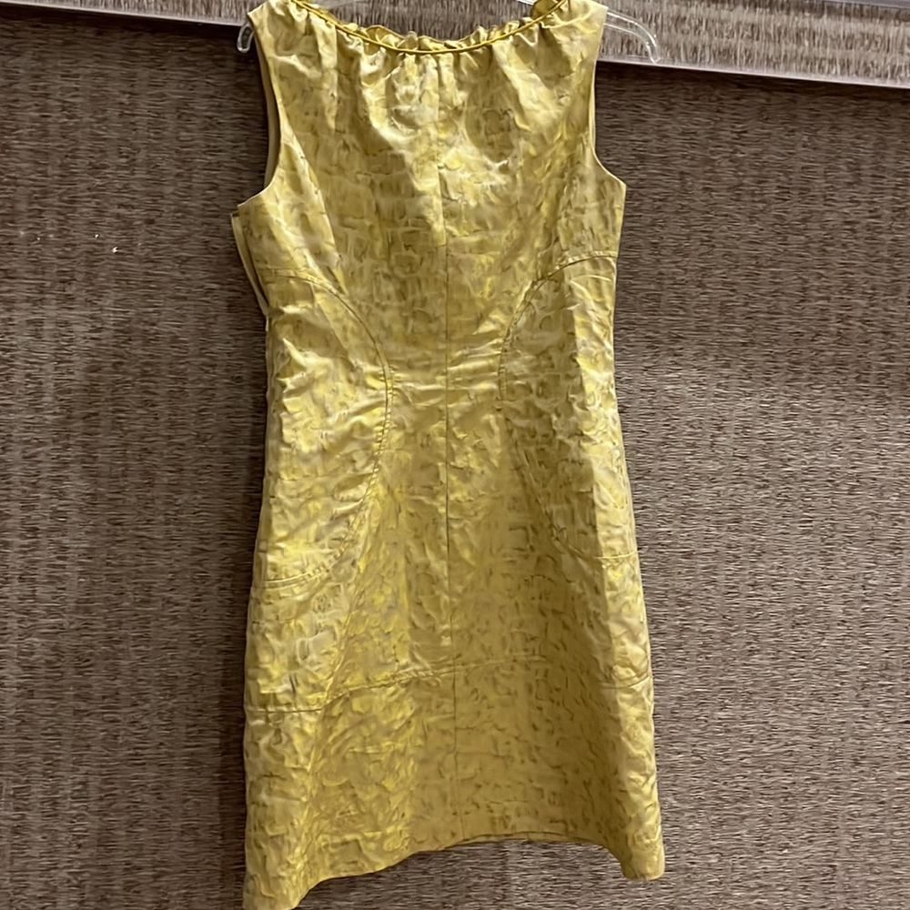 Dress - Picture 3 of 3